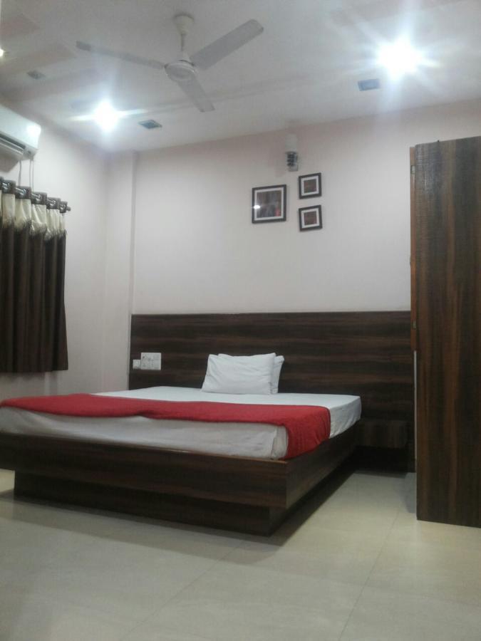 Hotel Alka Palace Durg Buitenkant foto